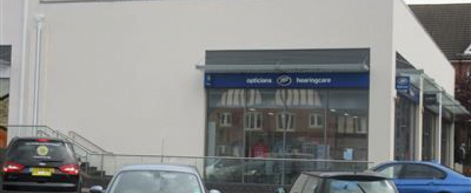 boots opticians mere green phone number